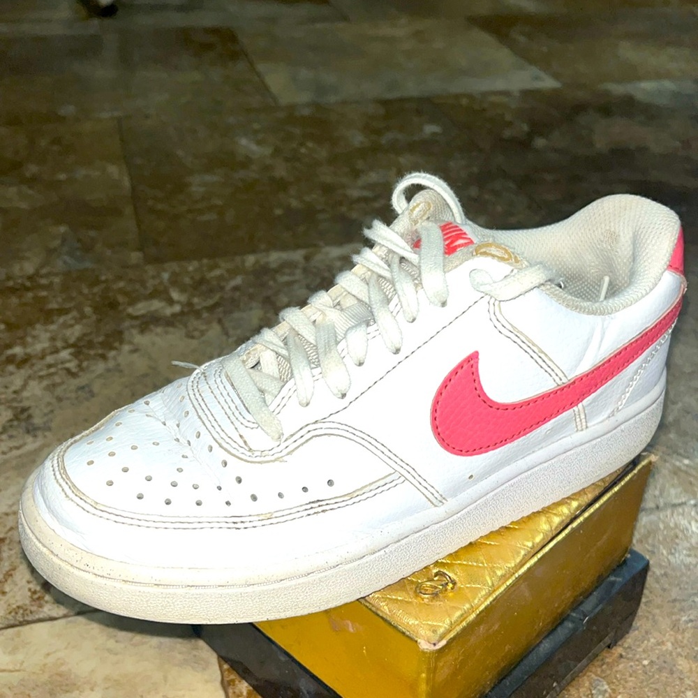 Nike court Vision low pink and white